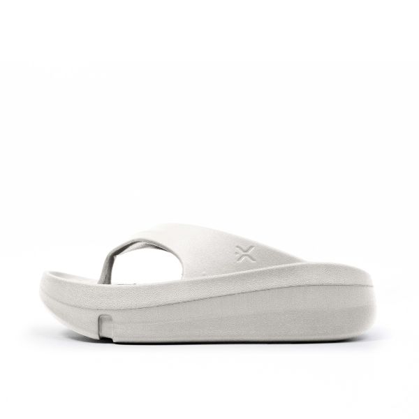 AALTO MILK FLIP-FLOPS