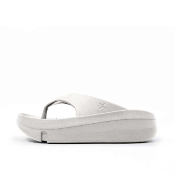 AALTO MILK FLIP-FLOPS